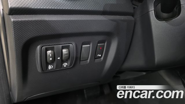 Renault Korea QM3 2015 — photo 14