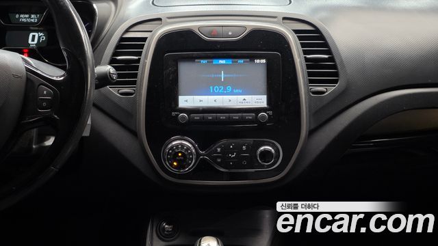 Renault Korea QM3 2015 — photo 20