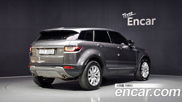 Land Rover Range Rover Evoque 2018 — photo 2