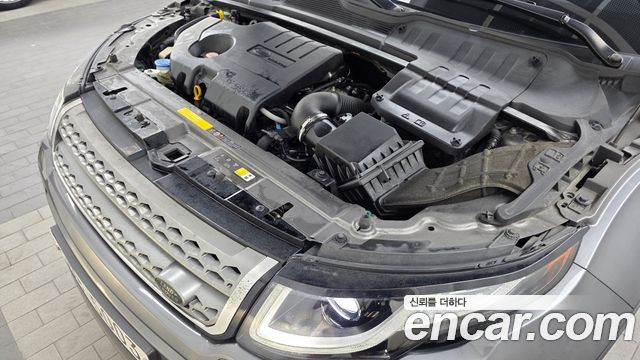 Land Rover Range Rover Evoque 2018 — photo 6