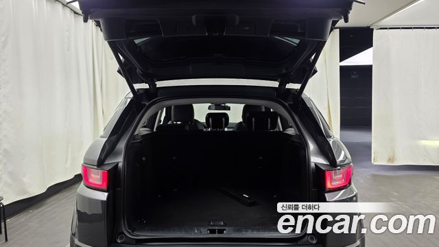 Land Rover Range Rover Evoque 2018 — photo 26