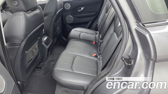 Land Rover Range Rover Evoque 2018 — photo 16
