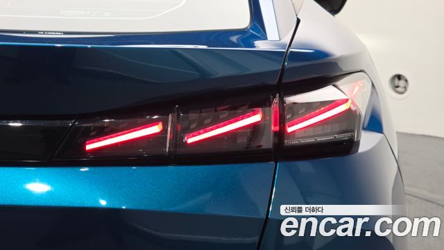 Peugeot 408 2025 — photo 9
