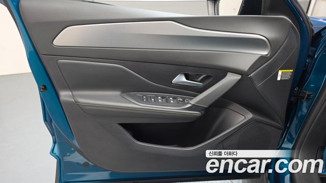 Peugeot 408 2025 — photo 14