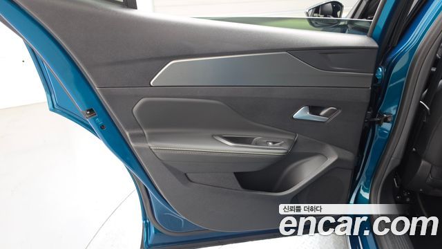 Peugeot 408 2025 — photo 15