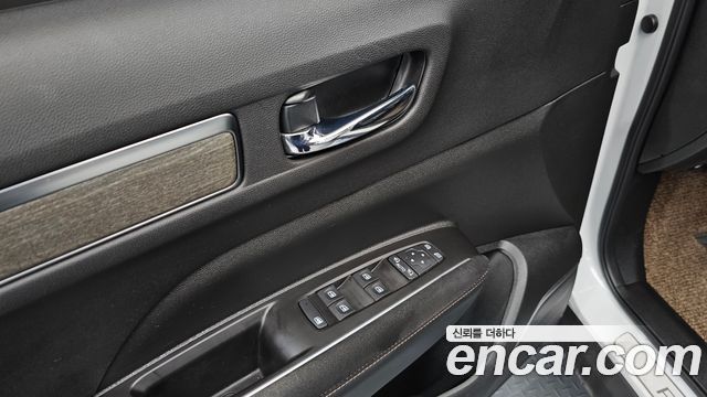 Renault Korea QM6 2023 — photo 26