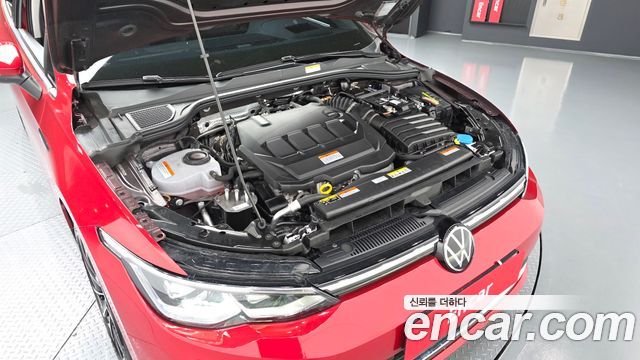 Volkswagen Golf 2024 — photo 6