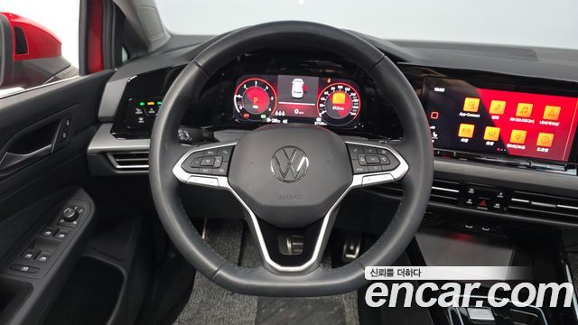 Volkswagen Golf 2024 — photo 19