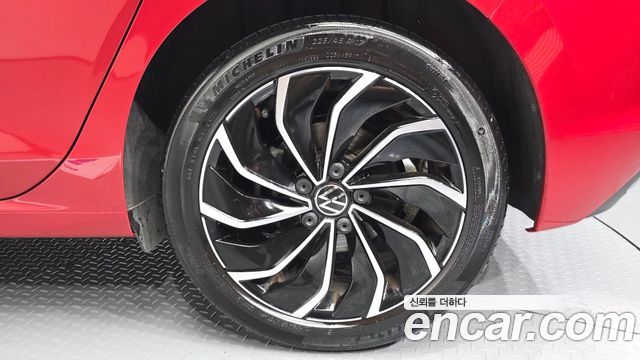 Volkswagen Golf 2024 — photo 7