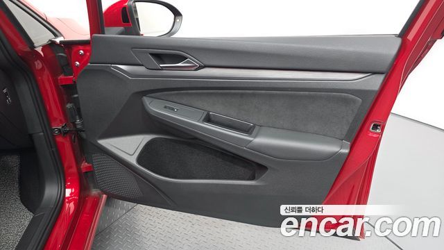 Volkswagen Golf 2024 — photo 14