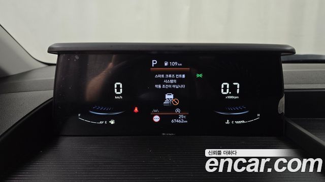 Hyundai Staria 2023 — photo 8