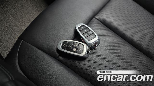 Hyundai Staria 2023 — photo 18