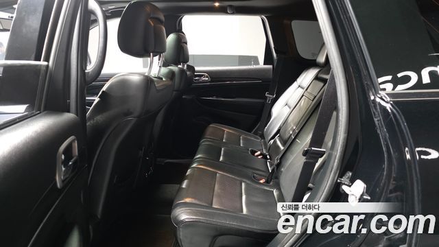 Jeep Cherokee 2018 — photo 17
