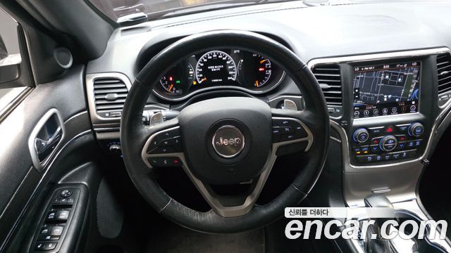 Jeep Cherokee 2018 — photo 19