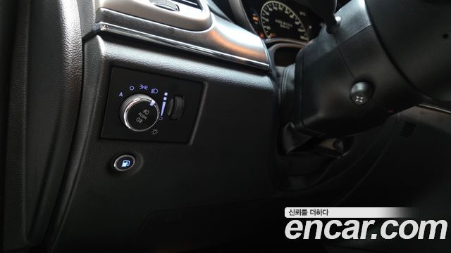 Jeep Cherokee 2018 — photo 28