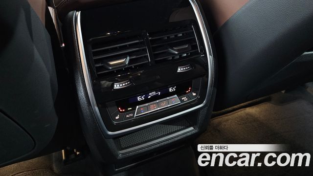 BMW X6 2026 — photo 28