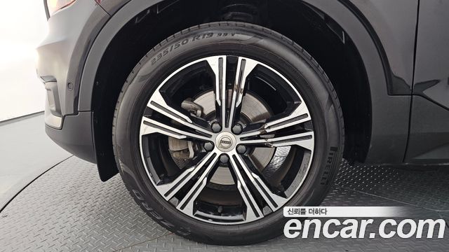Volvo XC40 2022 — photo 5