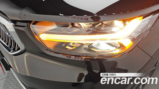 Volvo XC40 2022 — photo 8