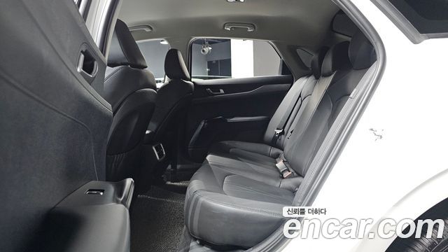 Kia K5 2022 — photo 18