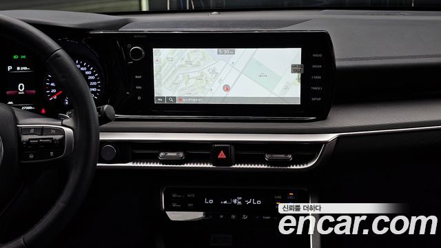 Kia K5 2022 — photo 21