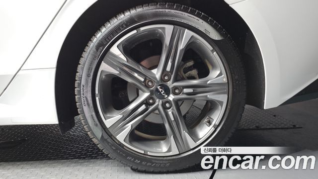 Kia K5 2022 — photo 7