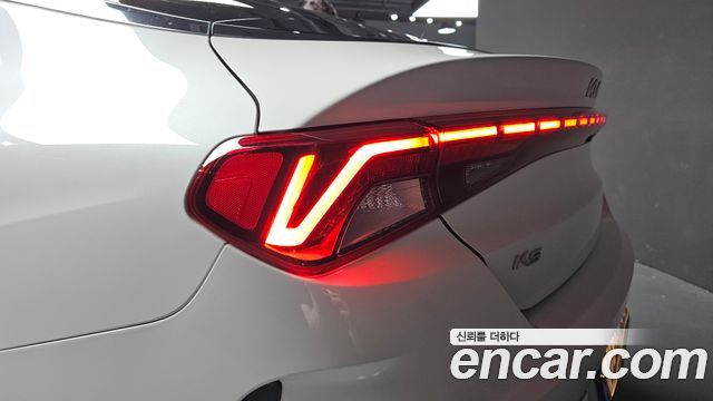 Kia K5 2022 — photo 9