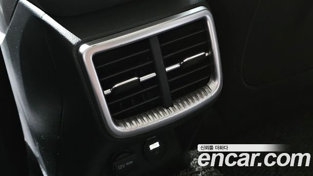 Kia K5 2022 — photo 32