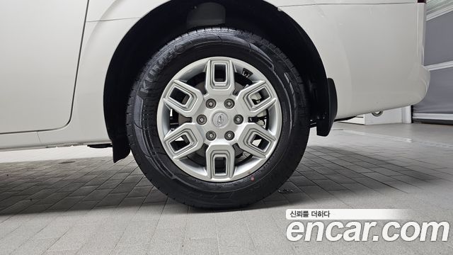 Hyundai Staria 2023 — photo 7