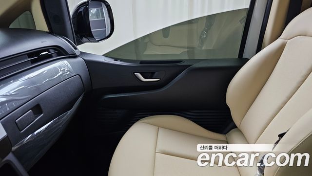 Hyundai Staria 2023 — photo 15