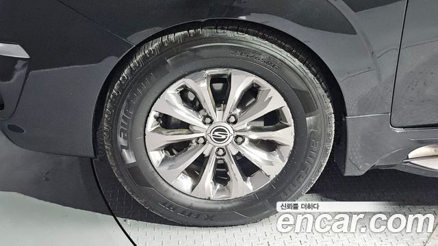 KG Mobility KORANDO 2017 — photo 5