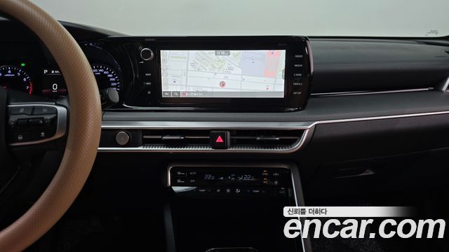 Kia K5 2023 — photo 19