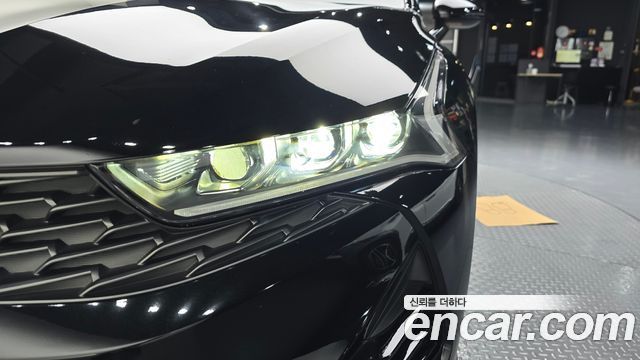 Kia K5 2023 — photo 8