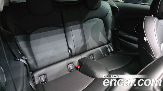 Mini Cooper 2015 — photo 11