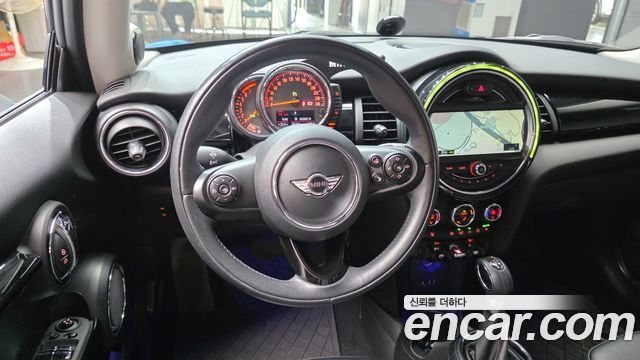 Mini Cooper 2015 — photo 13