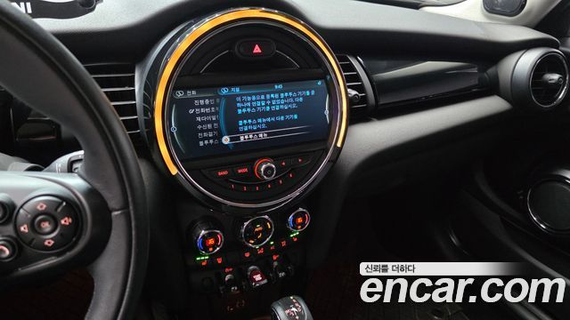 Mini Cooper 2015 — photo 14