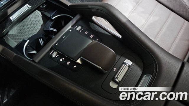 Mercedes-Benz GLE-Class 2023 — photo 22