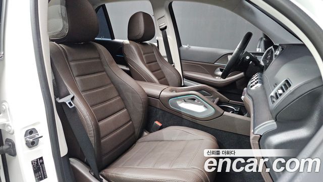 Mercedes-Benz GLE-Class 2023 — photo 16
