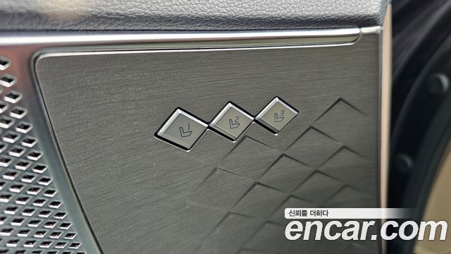 Kia K8 2022 — photo 16