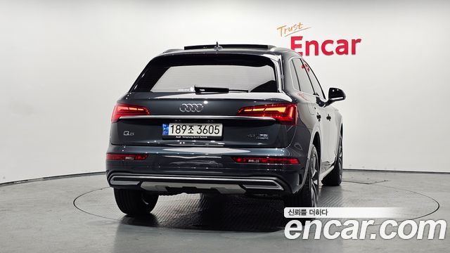 Audi Q5 2023 — photo 4
