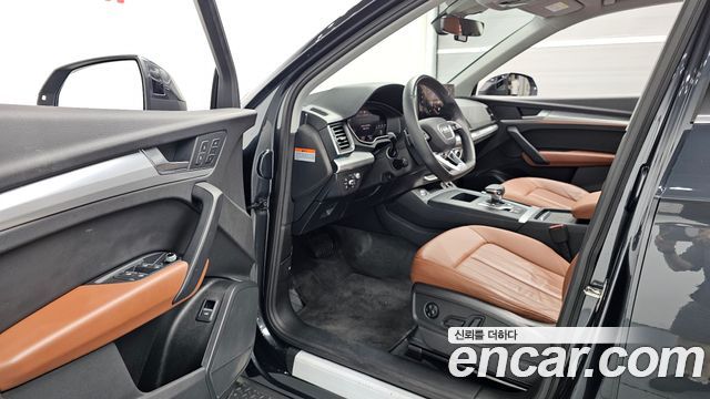 Audi Q5 2023 — photo 13