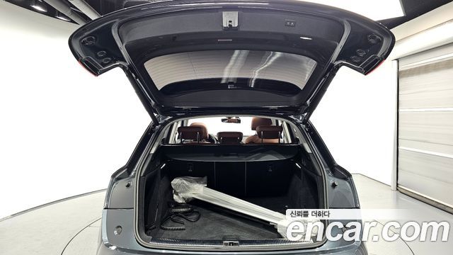Audi Q5 2023 — photo 26