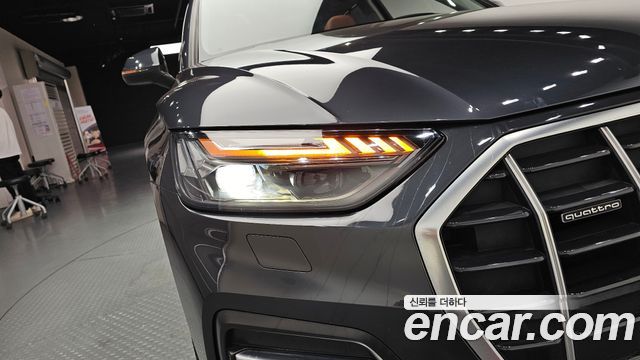 Audi Q5 2023 — photo 8