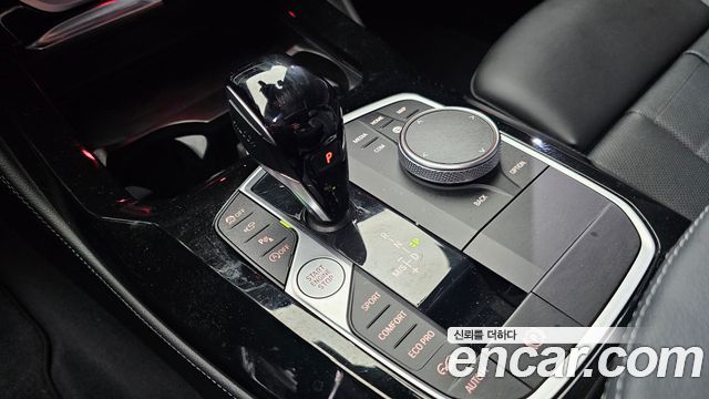 BMW X4 2025 — photo 9