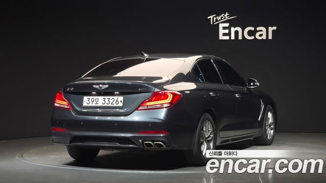 Genesis G70 2018 — photo 2