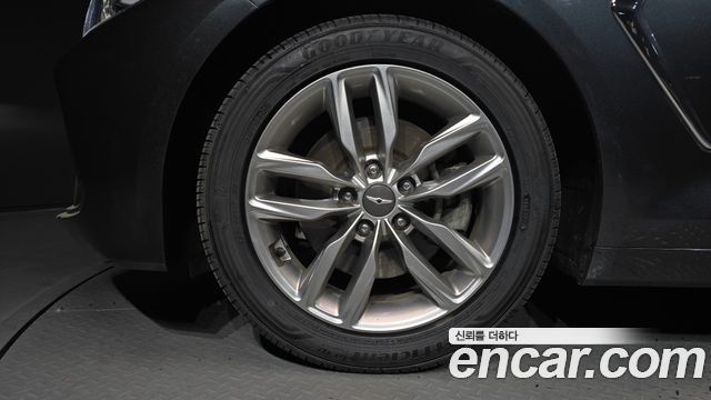 Genesis G70 2018 — photo 5