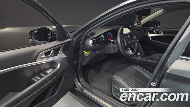 Genesis G70 2018 — photo 13