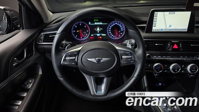 Genesis G70 2018 — photo 19