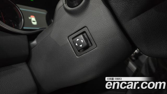 Genesis G70 2018 — photo 24