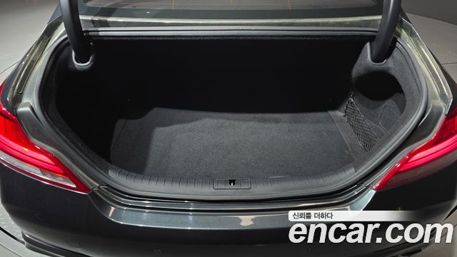 Genesis G70 2018 — photo 26