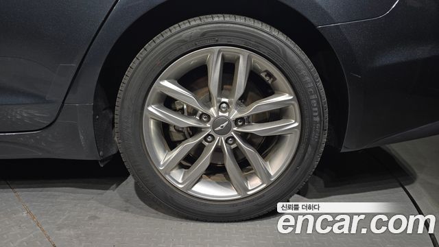 Genesis G70 2018 — photo 7